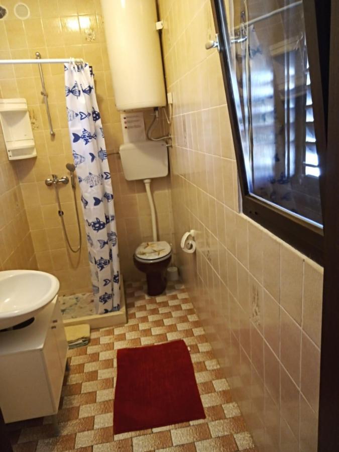 Apartman Ana Murter Exteriör bild